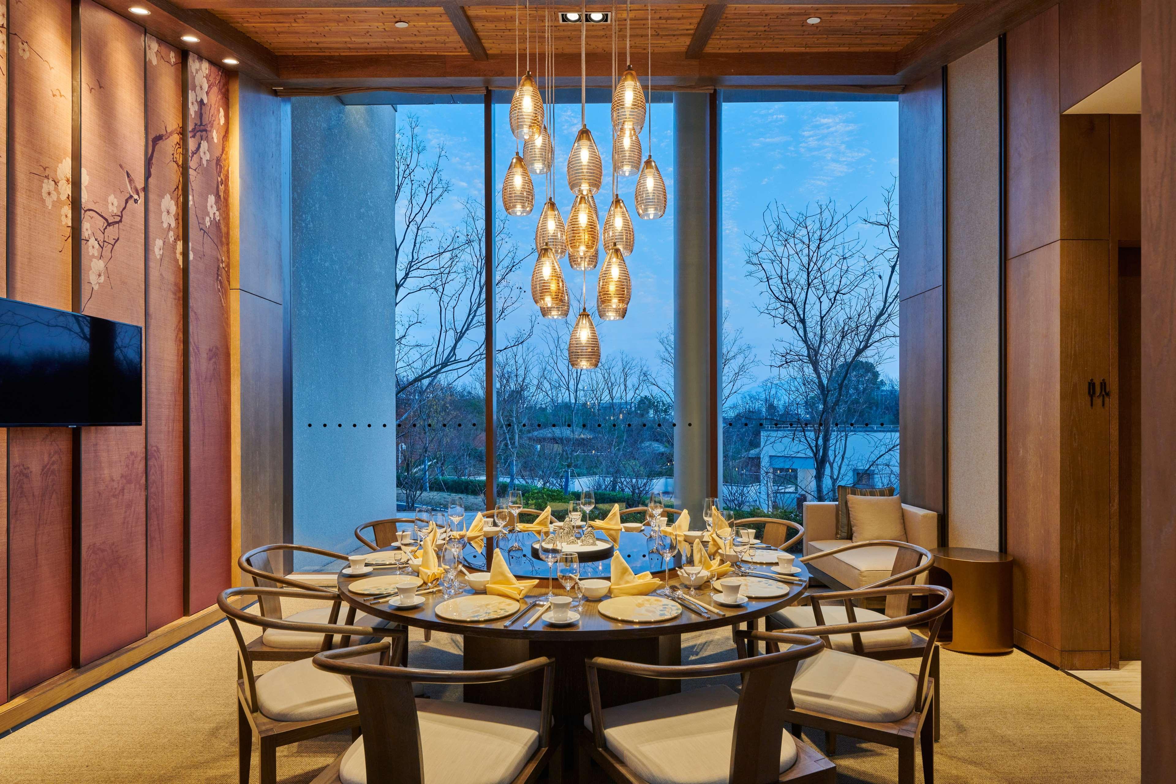 Lushan West Sea Resort, Curio Collection By Hilton Jiujiang  Экстерьер фото