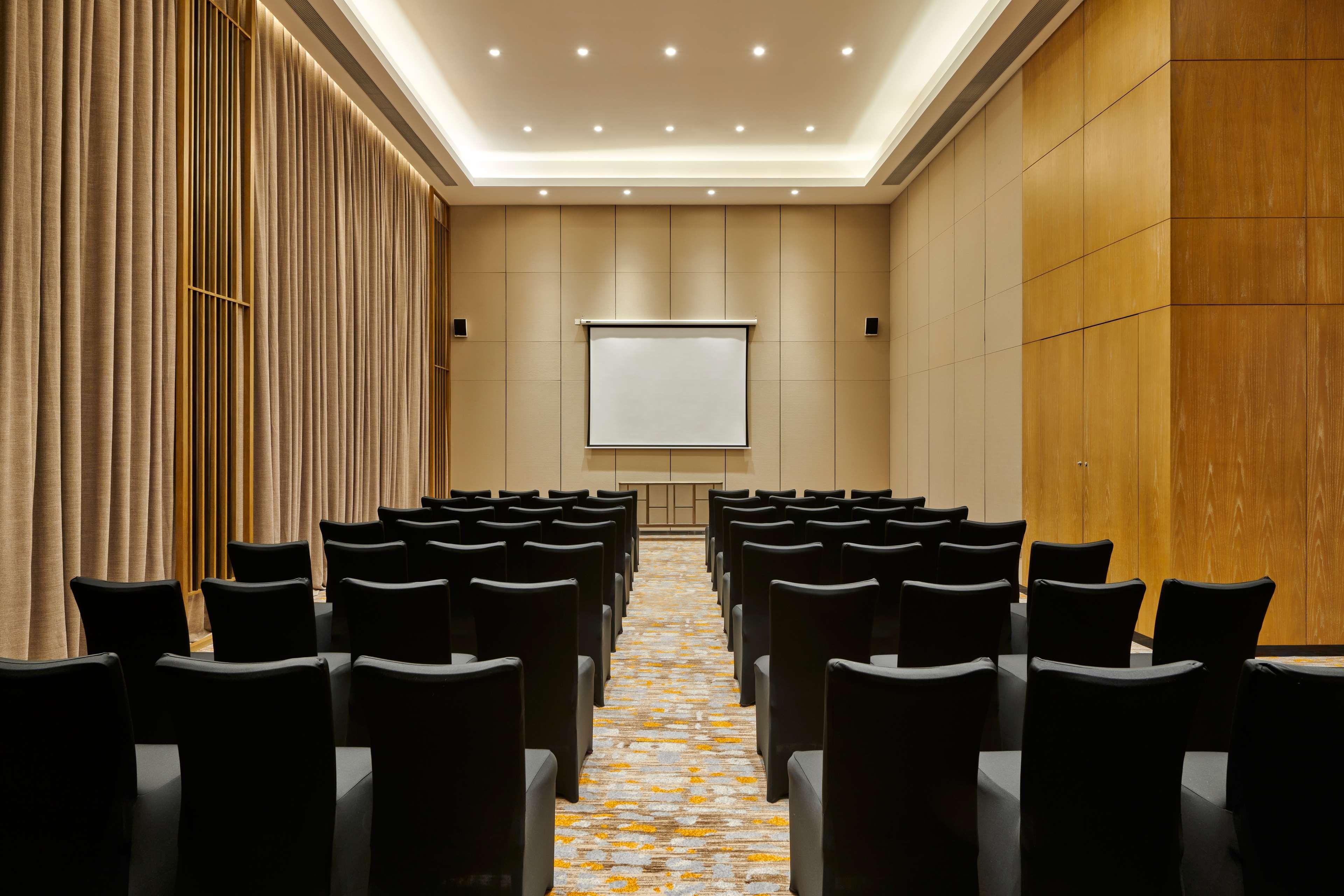 Lushan West Sea Resort, Curio Collection By Hilton Jiujiang  Экстерьер фото