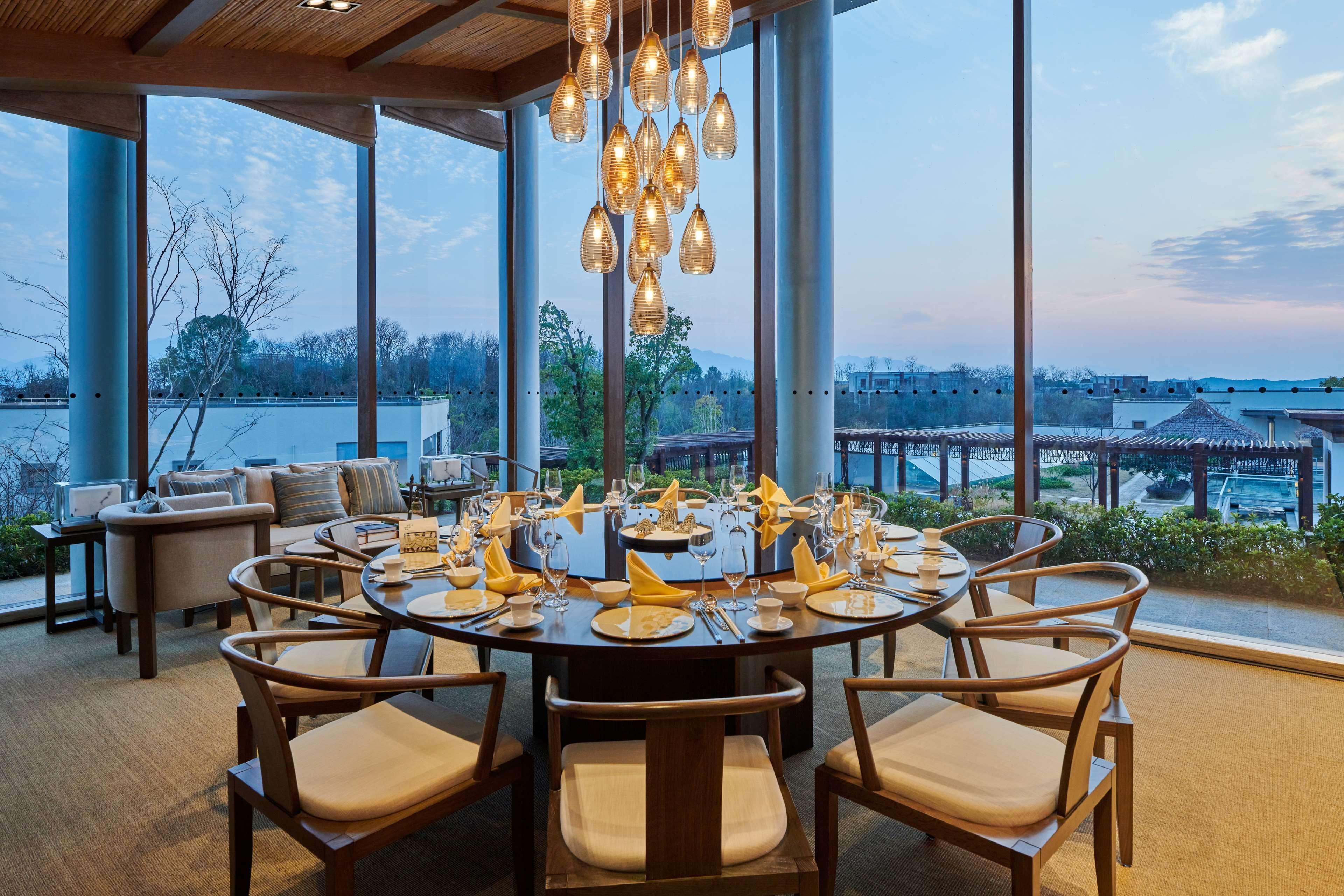 Lushan West Sea Resort, Curio Collection By Hilton Jiujiang  Экстерьер фото