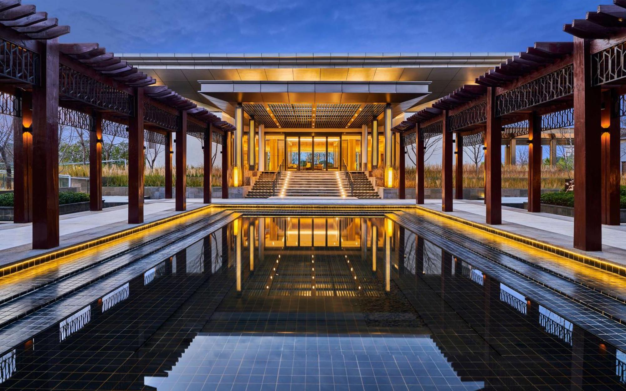 Lushan West Sea Resort, Curio Collection By Hilton Jiujiang  Экстерьер фото
